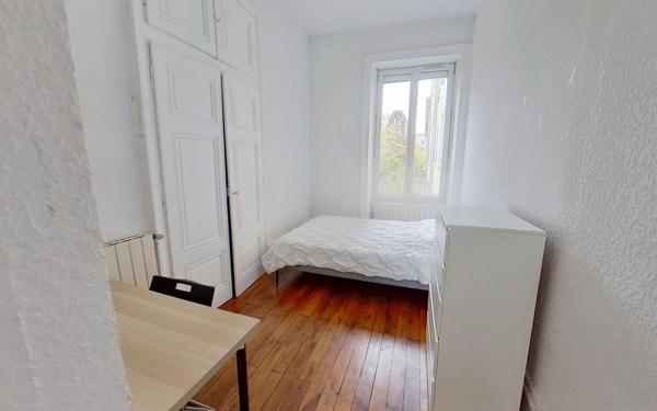 Appartement à louer    3 pièces • 57,38 m2 Lyon 8