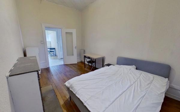 Appartement à louer    3 pièces • 57,38 m2 Lyon 8