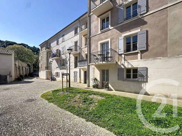 Appartement F3 à vendre  3 pièces - 64,21 m2 VILLENEUVE LES AVIGNON - 30