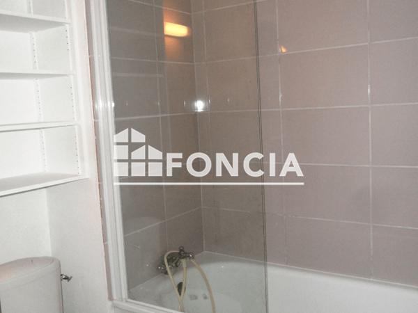 Location Appartement 2 pièces 29.11 m² - 30 RUE DE REGRATTERIE Poitiers 86000