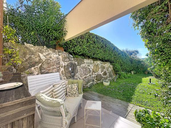 Appartement 2 pièces en rez-de-jardin à vendre à Antibes