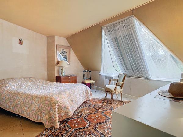 RARE : propriété de plus de 2 200m² constructibles à 5 minutes des plages de Dinard