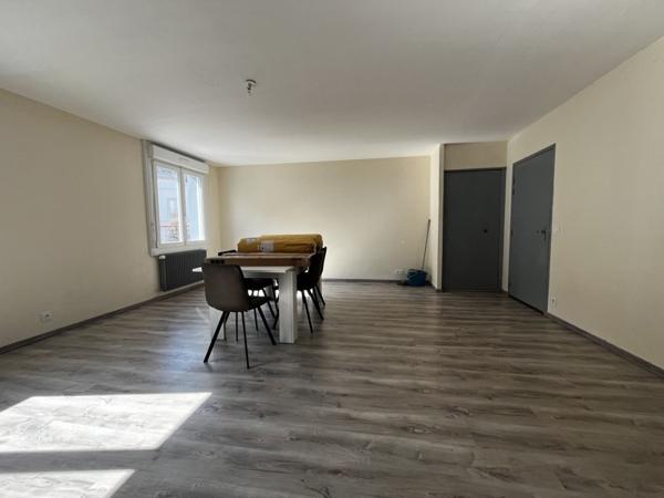 Appartement à louer |  Châteauneuf-du-Faou |  3 pièces | 82 m²