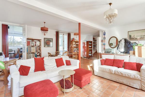 SEVRES RIVE GAUCHE - MAISON FAMILIALE 890 000 € ** - Référence 614-S