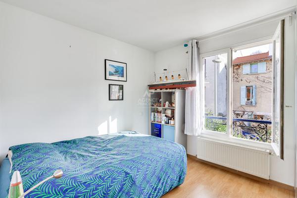 SEVRES RIVE GAUCHE - MAISON FAMILIALE 890 000 € ** - Référence 614-S