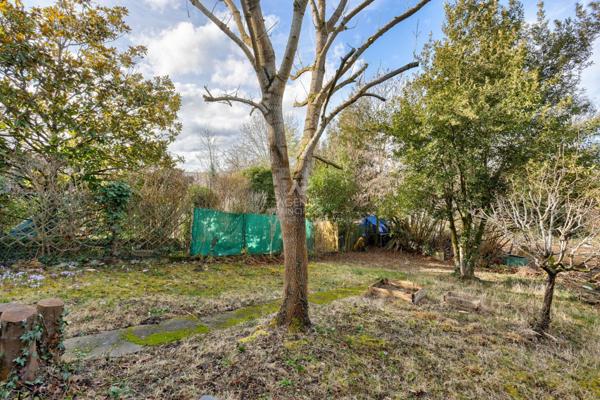 SEVRES RIVE GAUCHE - MAISON FAMILIALE 890 000 € ** - Référence 614-S