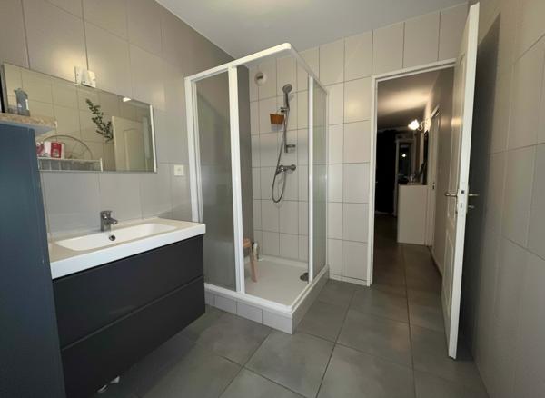 ANNEMASSE ? Grand T5 de 100 m² idéal colocation