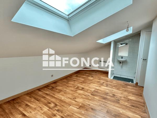 Location Appartement 4 pièces 75.93 m² - 22 RUE DES QUATRE EGLISES Nancy 54000