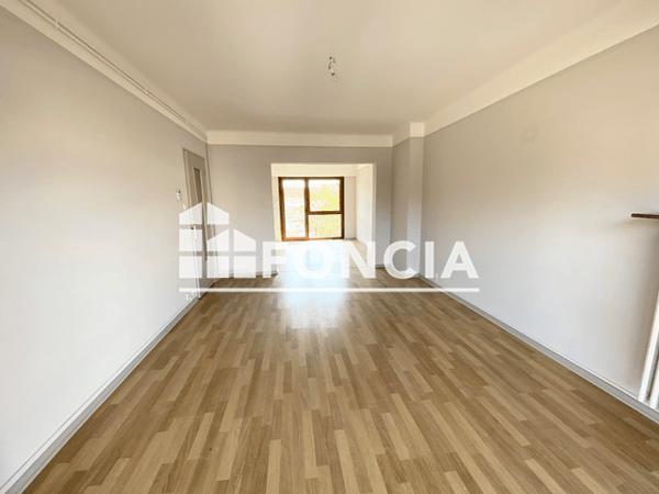 Location Appartement 5 pièces 94.15 m² - 45 RUE SENTE A MY Metz 57000