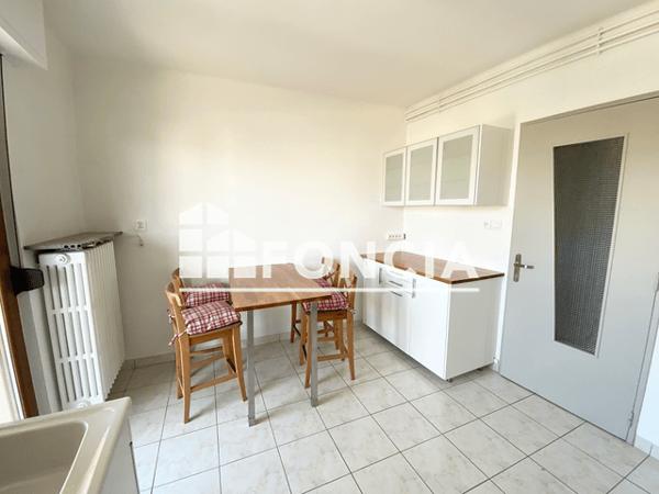 Location Appartement 5 pièces 94.15 m² - 45 RUE SENTE A MY Metz 57000