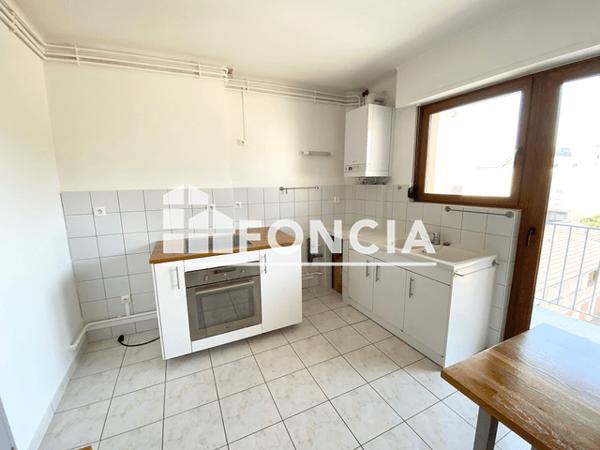 Location Appartement 5 pièces 94.15 m² - 45 RUE SENTE A MY Metz 57000