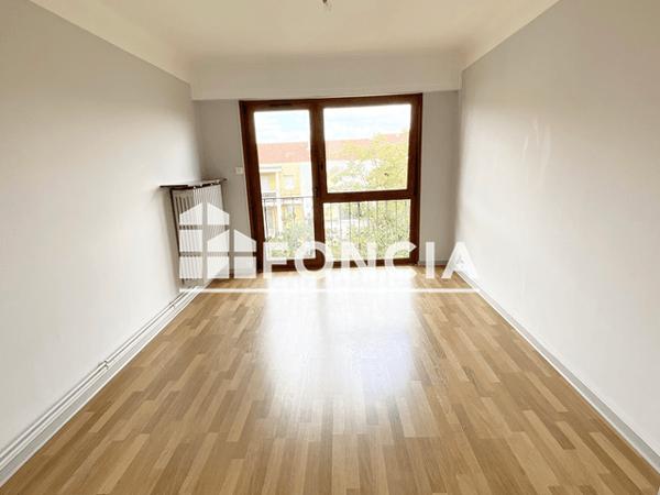 Location Appartement 5 pièces 94.15 m² - 45 RUE SENTE A MY Metz 57000