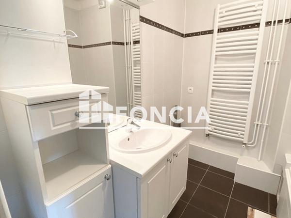 Location Appartement 5 pièces 94.15 m² - 45 RUE SENTE A MY Metz 57000
