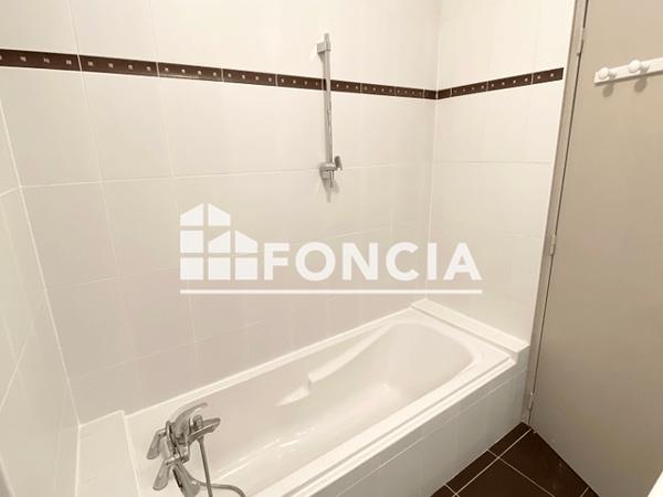 Location Appartement 5 pièces 94.15 m² - 45 RUE SENTE A MY Metz 57000
