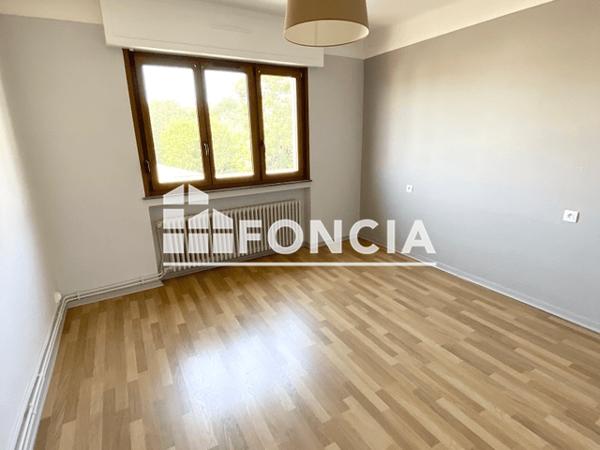 Location Appartement 5 pièces 94.15 m² - 45 RUE SENTE A MY Metz 57000