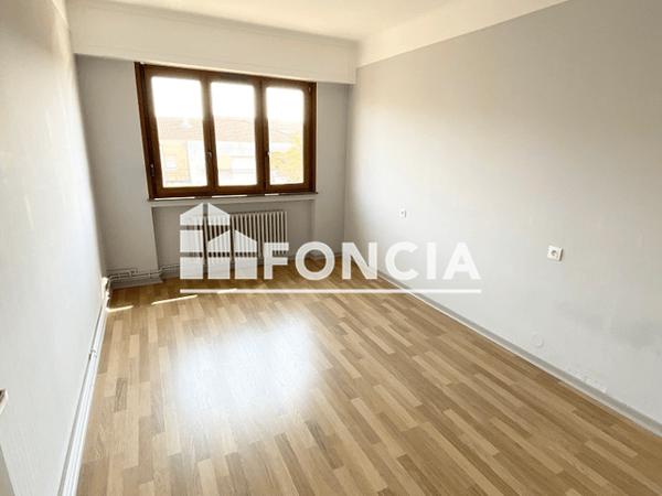 Location Appartement 5 pièces 94.15 m² - 45 RUE SENTE A MY Metz 57000