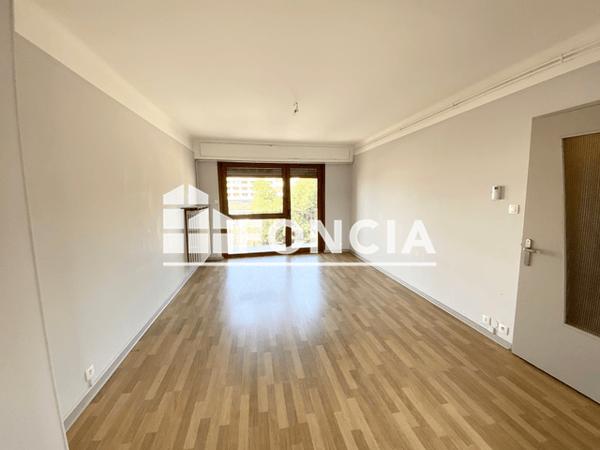 Location Appartement 5 pièces 94.15 m² - 45 RUE SENTE A MY Metz 57000