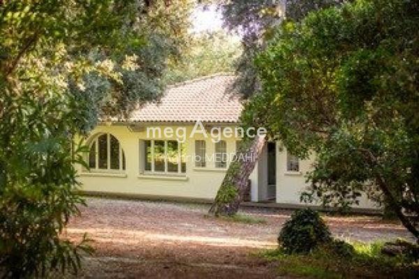 Maison à Saint-Georges-de-Didonne, 17110 - 5 pièces 120m²