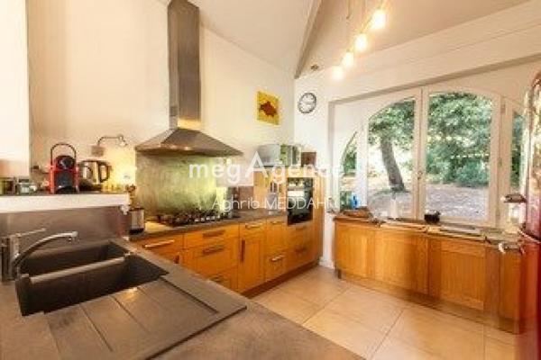 Maison à Saint-Georges-de-Didonne, 17110 - 5 pièces 120m²