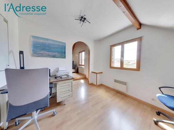 Maison 170 m², 5 chambres + 1 Bureau+ sous sol