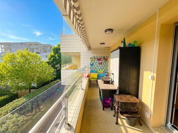 Appartement 3 pièce(s) 73 m2 à 300m du front de mer.