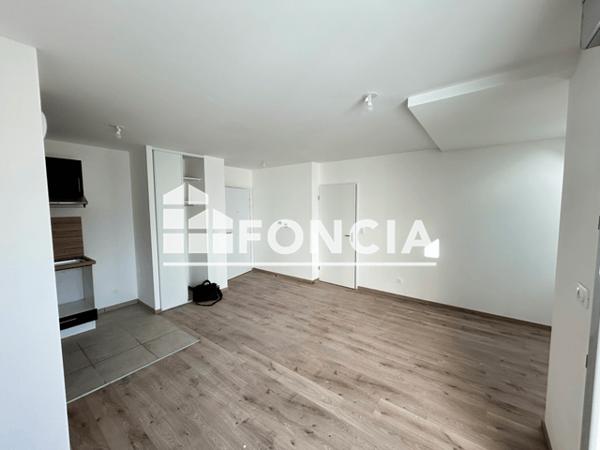 Location Appartement 2 pièces 46.7 m² - Avrille 49240