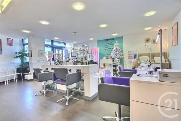 à vendre  360 m2 OBERHOFFEN SUR MODER - 67