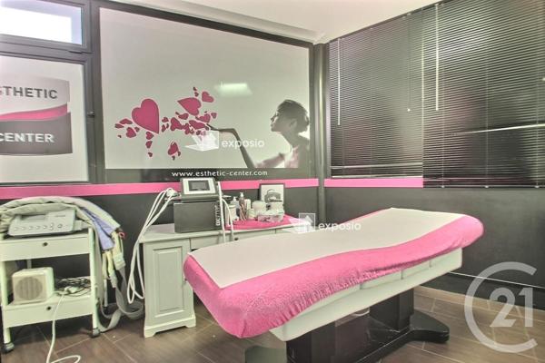 à vendre  360 m2 OBERHOFFEN SUR MODER - 67