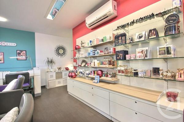 à vendre  360 m2 OBERHOFFEN SUR MODER - 67