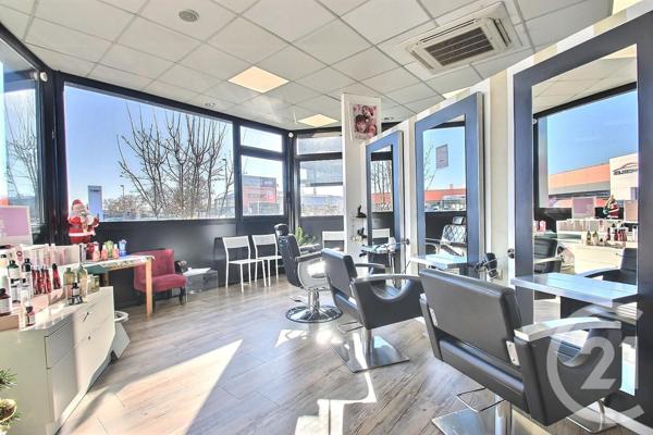 à vendre  360 m2 OBERHOFFEN SUR MODER - 67