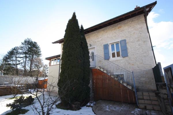 Maison à vendre 5 pièces de 116 m² sur terrain de 365 m² clos à HAUTEVILLE LOMPNES (01)