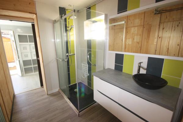 Maison à vendre 5 pièces de 116 m² sur terrain de 365 m² clos à HAUTEVILLE LOMPNES (01)