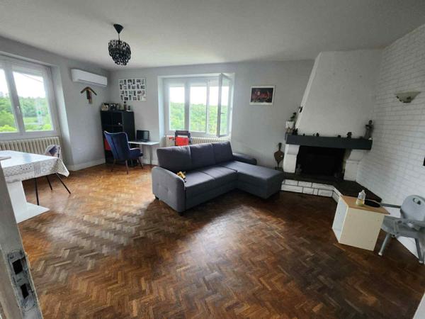 Maison avec terrain au calme