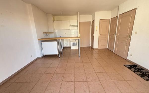 Appartement à vendre    2 pièces •  Carcassonne