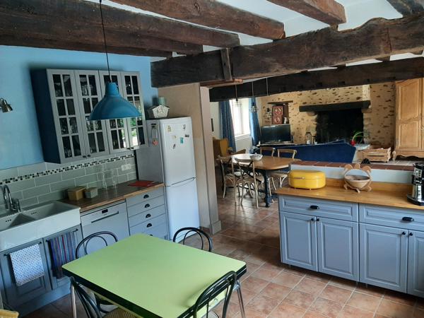 Longère restaurée sur 2000m2 de terrain