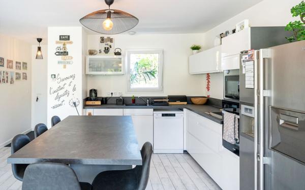 Maison à vendre    5 pièces • 119 m2 Urcuit