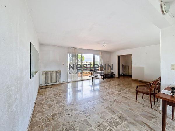 Maison Lunel 8 pièce(s) 255 m2