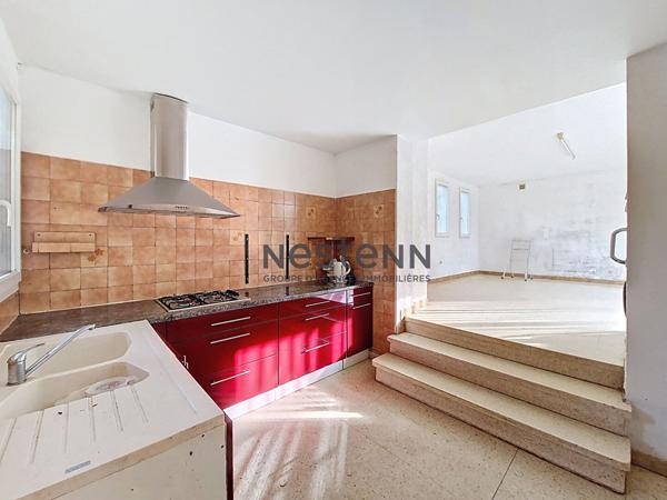 Maison Lunel 8 pièce(s) 255 m2