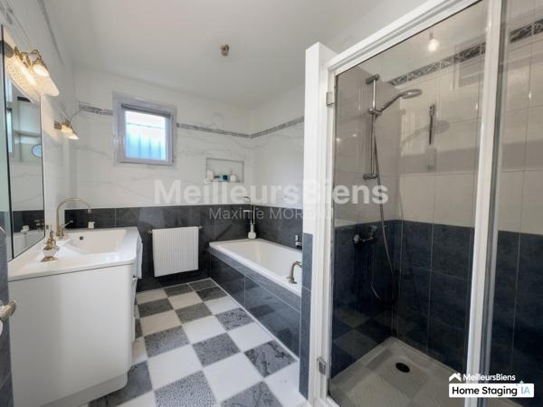 MAISON PLAIN-PIED - 3 CHAMBRES - TRES PROCHE COMMERCE DE PROXIMITE (A PIED)