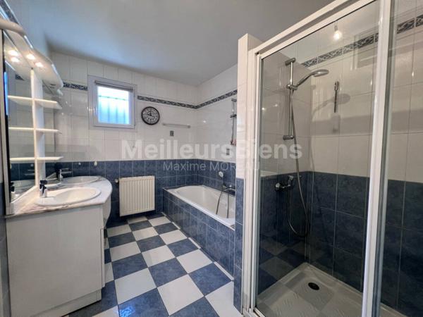 MAISON PLAIN-PIED - 3 CHAMBRES - TRES PROCHE COMMERCE DE PROXIMITE (A PIED)