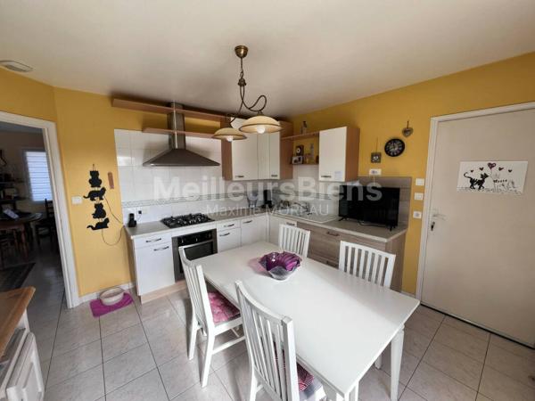 MAISON PLAIN-PIED - 3 CHAMBRES - TRES PROCHE COMMERCE DE PROXIMITE (A PIED)