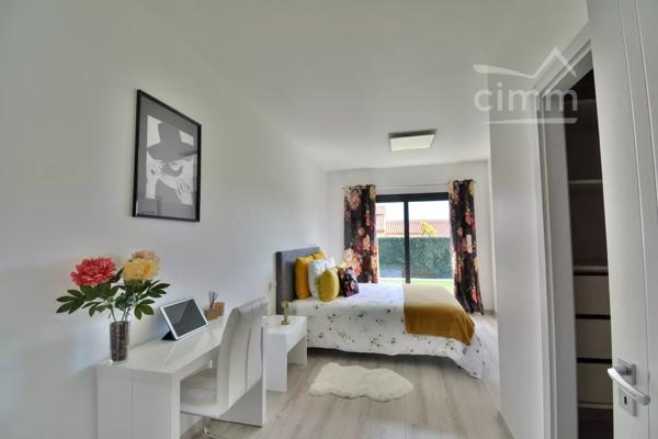 À la vente, une magnifique villa d'exception, proche de thuir, dans les Pyrénées-Orientales.