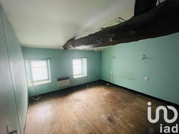 Appartement 2 pièces de 82 m² à Ruffec (16700)