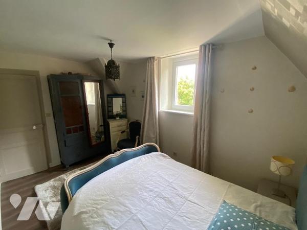 Bien immobilier avec parc clos pour résidence principale ou parfait pour maison d'hôtes