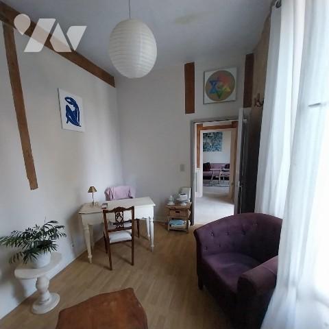 Bien immobilier avec parc clos pour résidence principale ou parfait pour maison d'hôtes