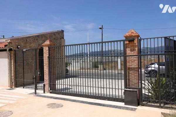 A VENDRE - LA SEYNE-SUR-MER - 83500 ? VAR ? QUARTIER L'EGUILLETTE PROCHE TAMARIS - 9 LOGEMENTS ...