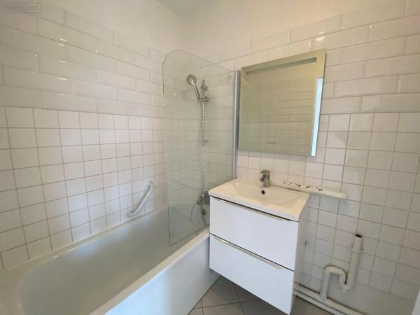 Location - Appartement Rennes 35000 3 pièces 75 m 2
