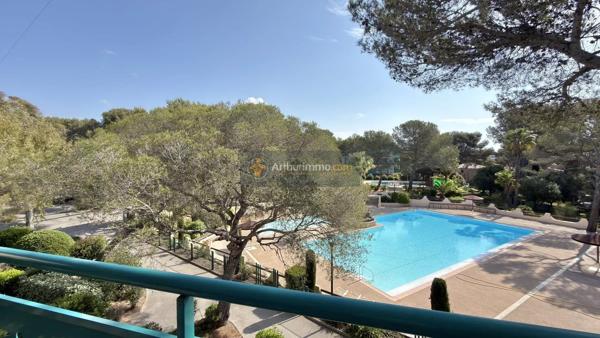 Vente                                                      Appartement
                        
                     4 pièces                      94 m2                     à Saint-Raphaël