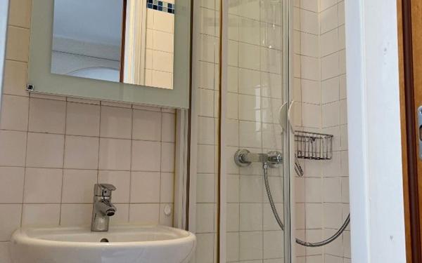 Appartement à louer    1 pièce • 25,13 m2 Versailles