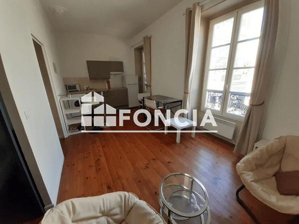 Location Studio meublé 33.97 m² - 9 RUE DE LA REPUBLIQUE Pau 64000